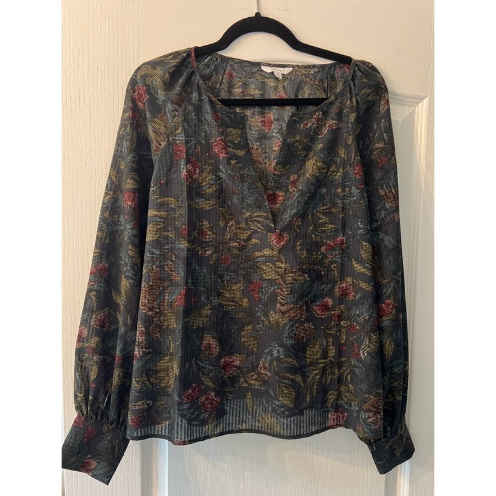 Reitmans Ladies Size M Patterned Blouse